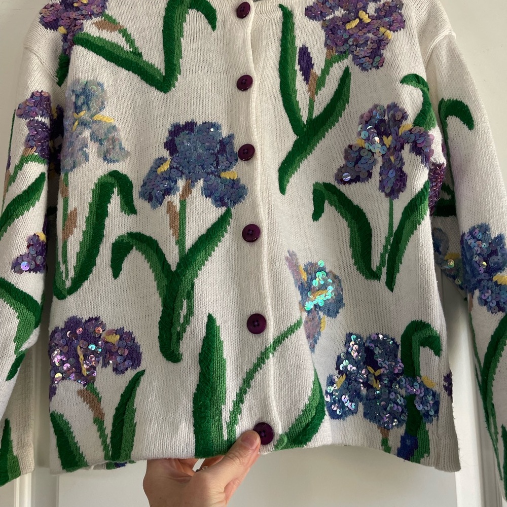 Vintage Design Options Floral Embroidered Cardigan - M - Picture 2 of 7
